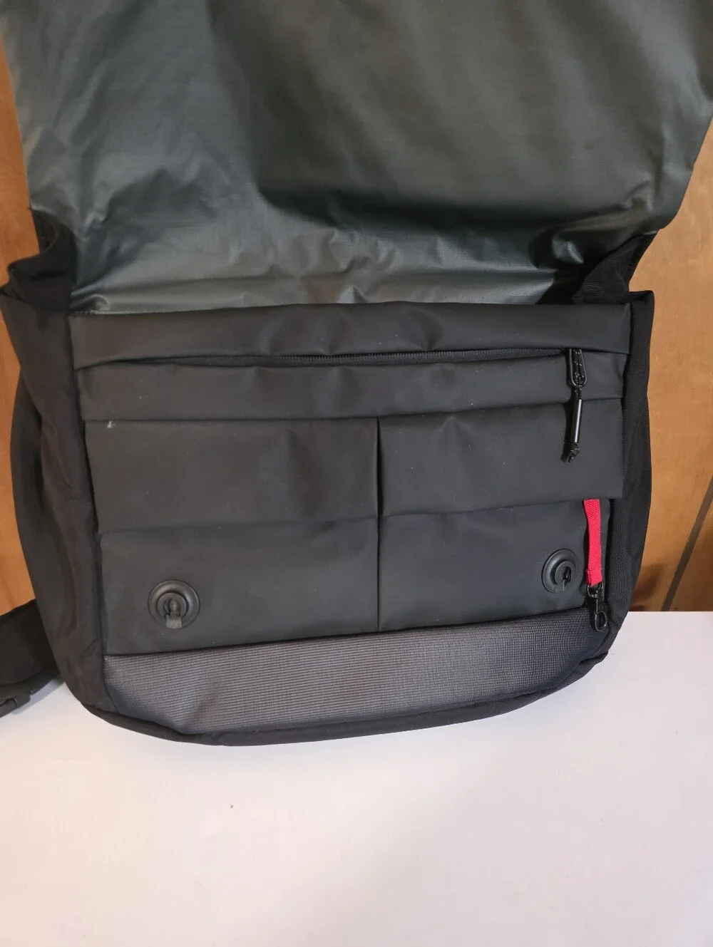 Timbuk2 sleek black